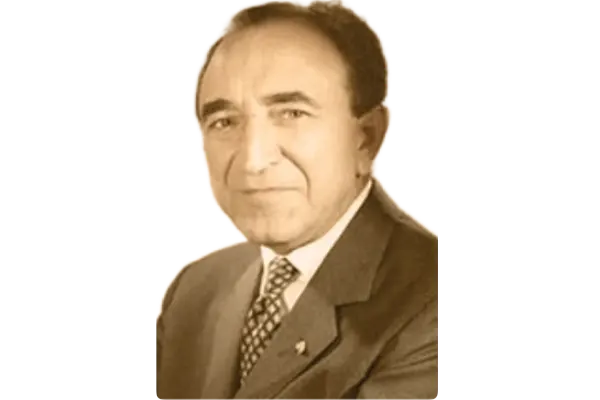 اسدلله علم